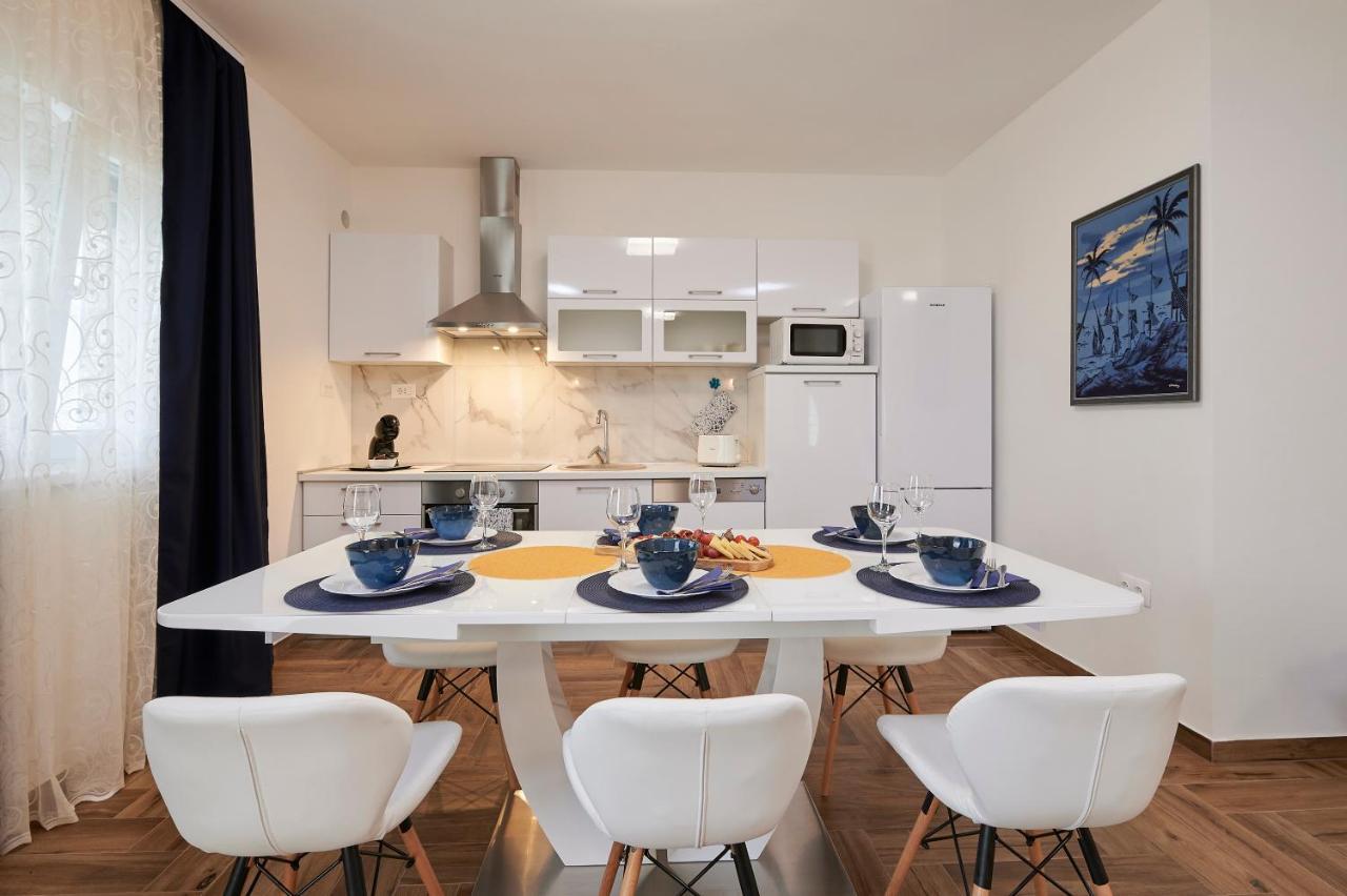 New 4* Apartman Zoa In Trogir Exterior photo