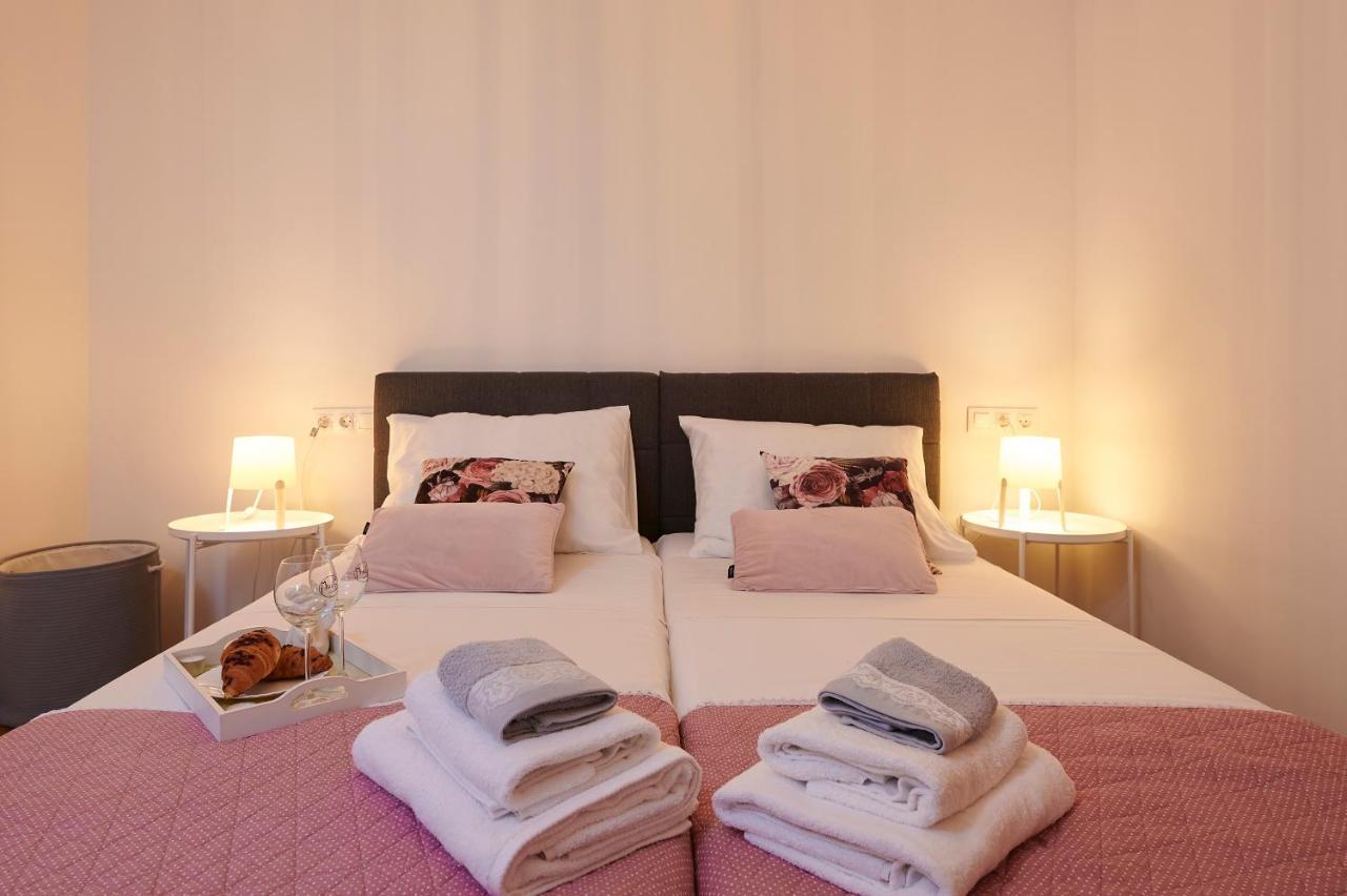 New 4* Apartman Zoa In Trogir Exterior photo