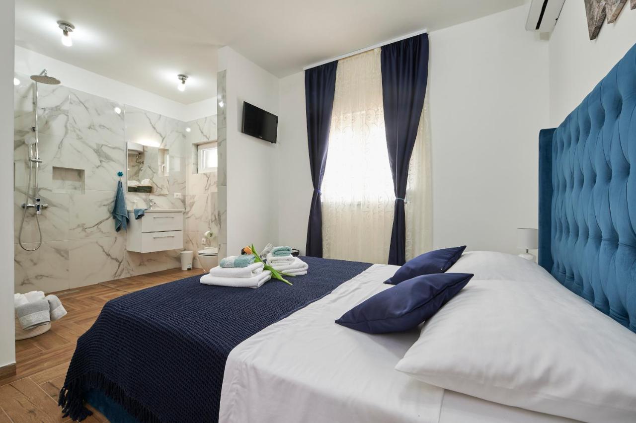 New 4* Apartman Zoa In Trogir Exterior photo