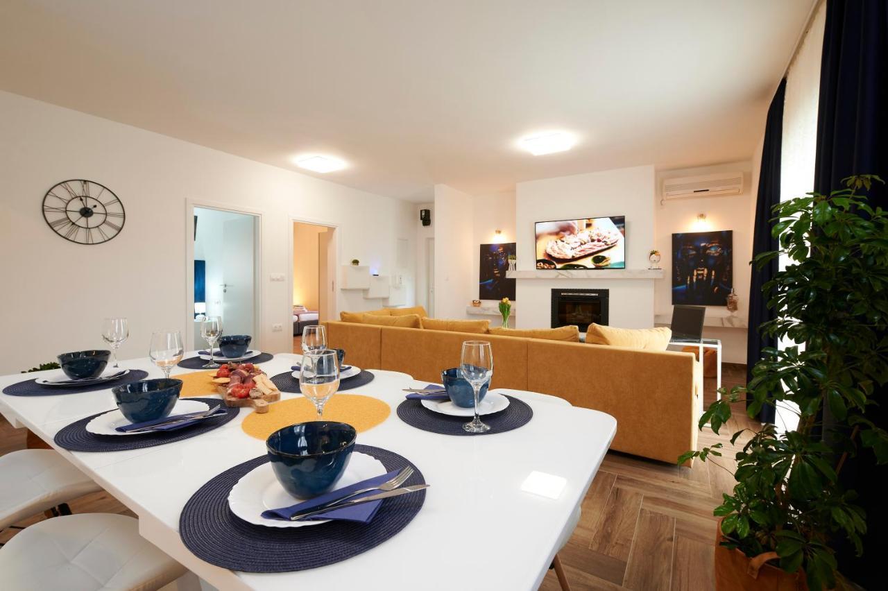 New 4* Apartman Zoa In Trogir Exterior photo